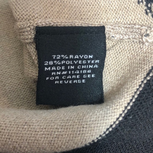 Verve ami V-Neck Color Block Sweater NWT Small - Picture 6 of 11